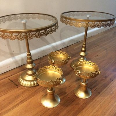 Small gold cupcake stand