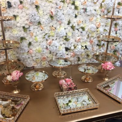 Shiny gold and crystal small mirror tray