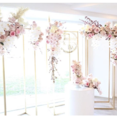 1.8m gold metal framed stand