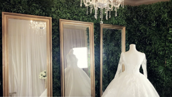 Large 1.6m gold mirror