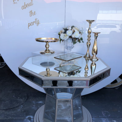 Crystal glass urn