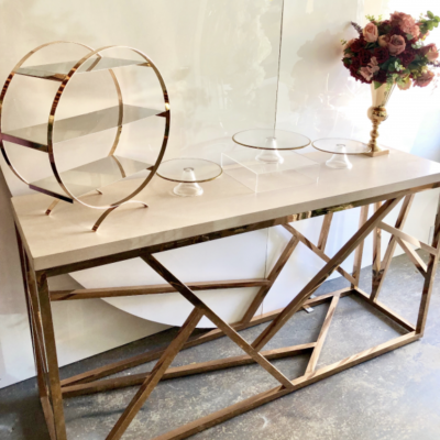 Round three tier gold lux shelf stand
