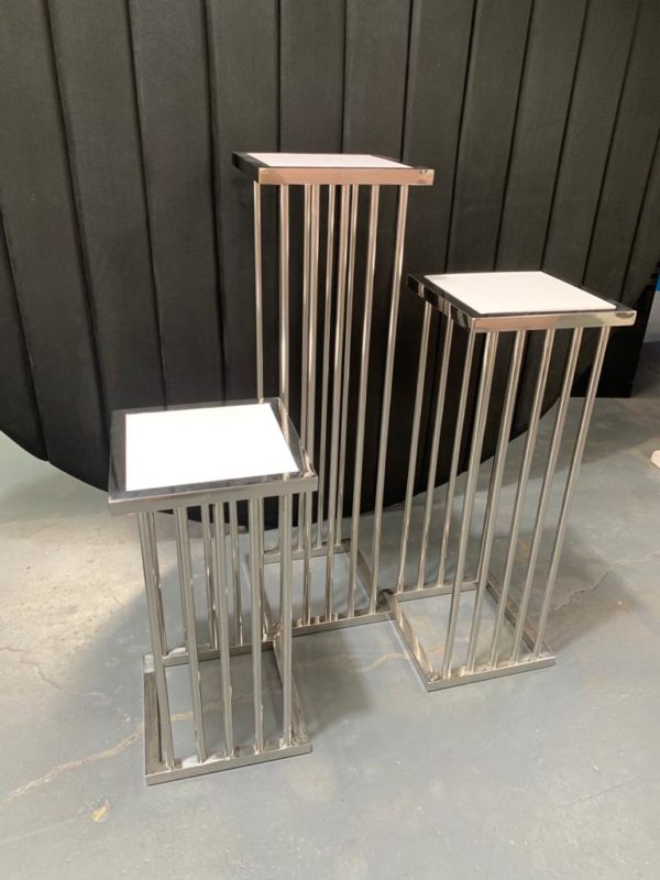 80cm silver and white square geo pedestal