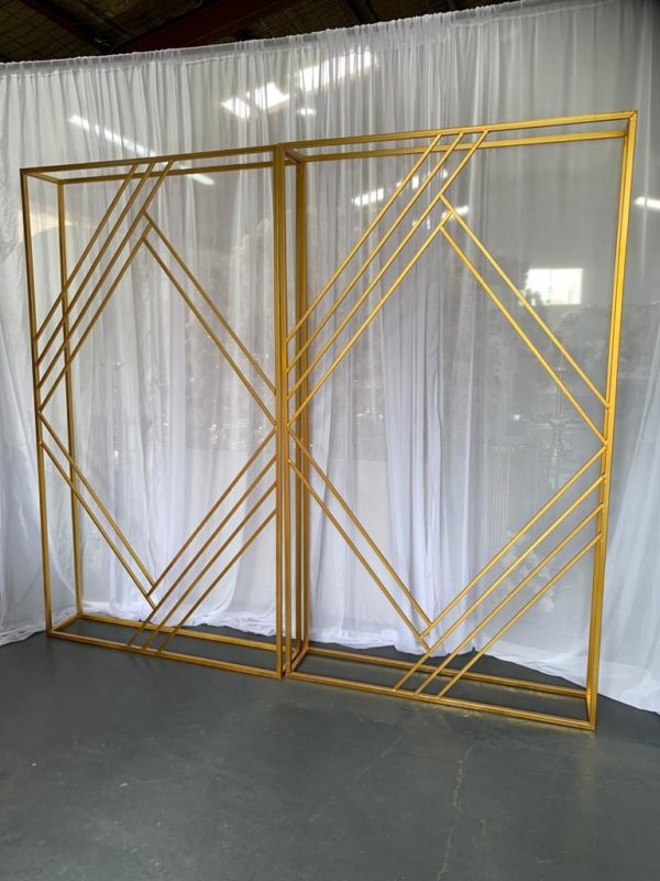 Rectangle gold and diamond geo wall