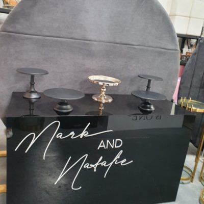 Black lux 1.5m table