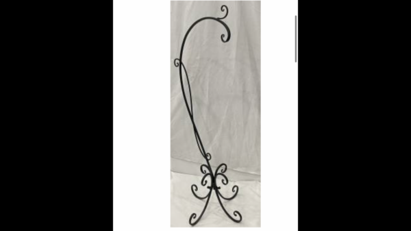 Black floral dress hook